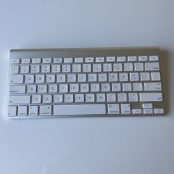 Apple Wireless Keyboard 