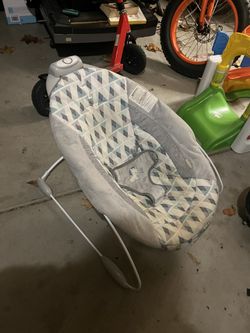 Automatic Baby Rocker 