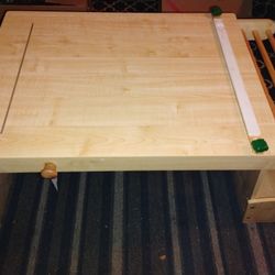 Kids Art Table (Pick Up Only)