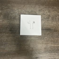 Apple AirPods 1st Generation In-Ear Headsets with Charging Case - White