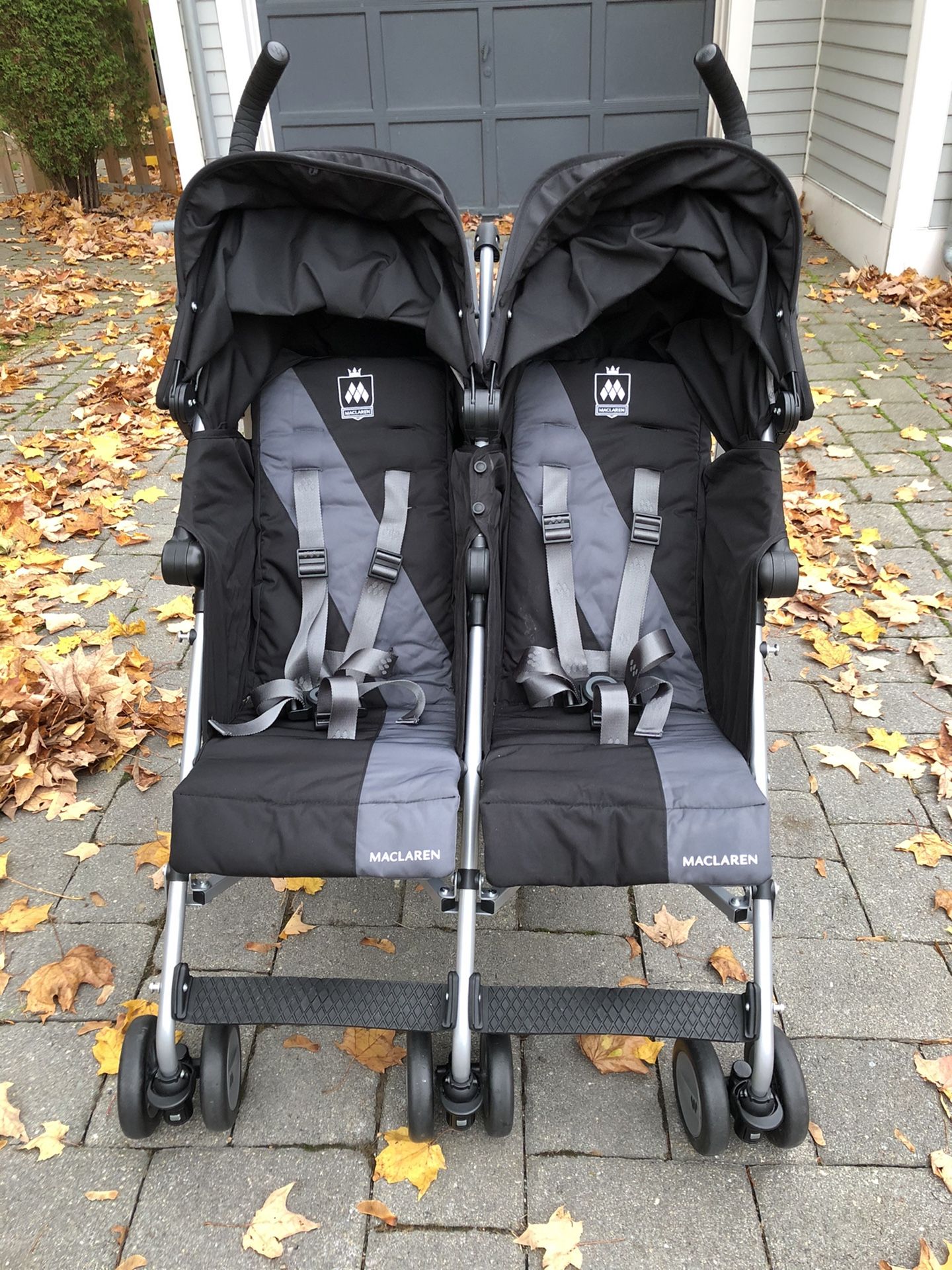 Maclaren Twin Triumph umbrella stroller