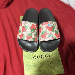 Gucci Sandals 