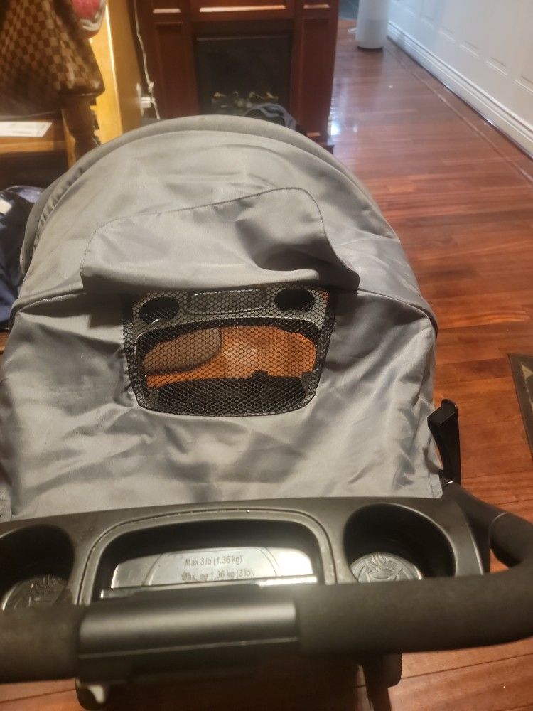 Graco Jogging Stroller for Sale in Glassboro, NJ OfferUp