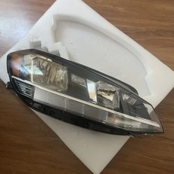 Volkswagen Mk7 Golf headlights