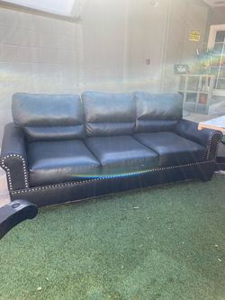 Free couch
