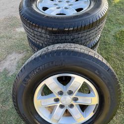 17 Inch GMC Yukon Denali Sierra Chevy Silverado Tahoe Suburban Escalade Rims And Tires 265 70 17