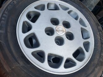 1996/2018 Nissan maxima 205/60R15 tires and rims