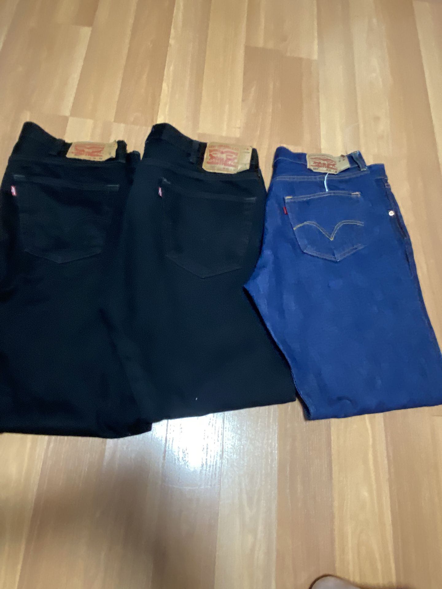 3 Pairs Of Levi 501s