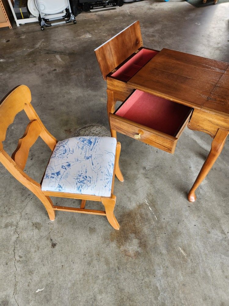 Desk And Chair