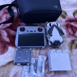 DJI Mini 4pro Fly More Combo Plus 
