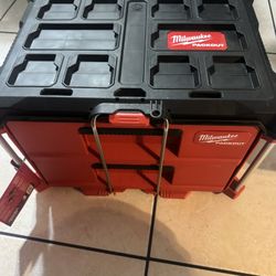 Milwaukee Two Drawer