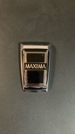 Maxima Emblem