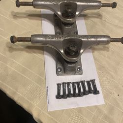 Thunder Skateboard Trucks 8” with hardware