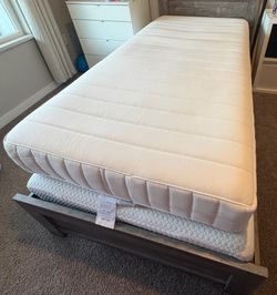 Few days only  - Twin Mattress – Medium Firm
