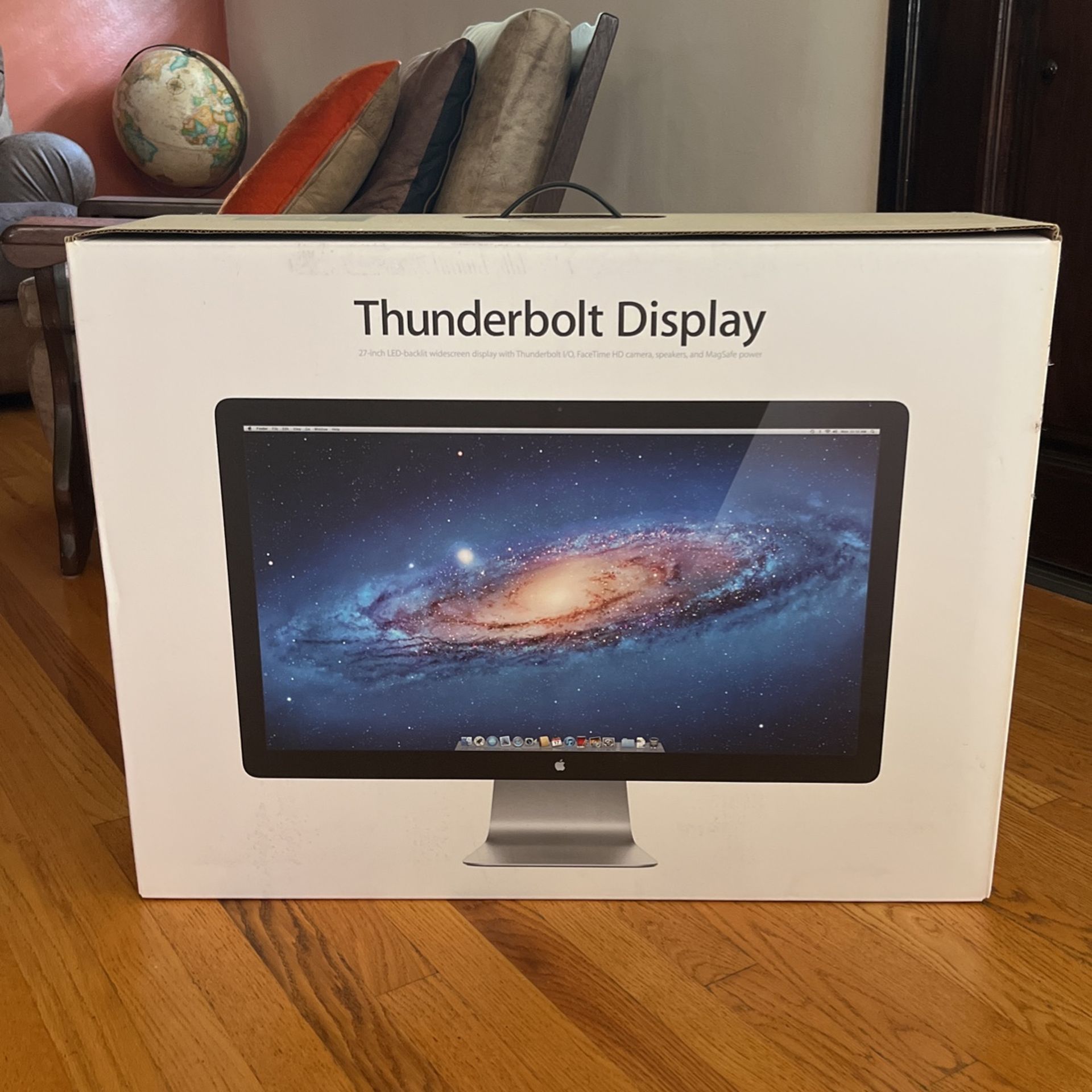 Apple 27" Thunderbolt Display - Empty Box