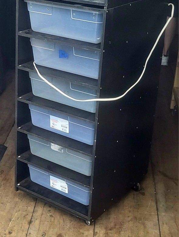 6 Slot PVC Snake/Reptile Rack