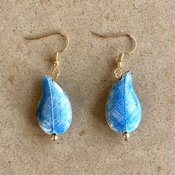 💙 Pretty blue metal enamel two- sided leaf earrings