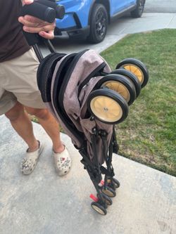 Small Medium - pet stroller, lightweight carrier. Upright style, brand new. 33 pounds weight support.
