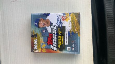2026 Topps Finest Mega Box