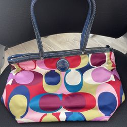 Vintage Coach F15183 Signature Scarf Print Multicolor Satin Purse Shoulder Bag 