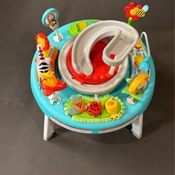 Toddler Sit-to-stand Activity Center 