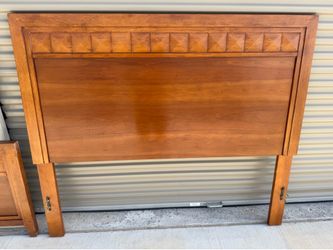 king headboard and footboard
