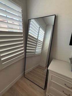 Full-Length Floor Mirror Black Thin Frame