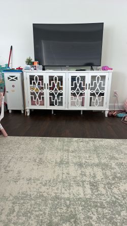 White 3-Door Glass Cabinet Sideboard