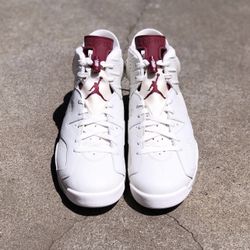 Jordan Retro 6 Maroon DS
