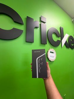 Get the Samsung Galaxy S26 Ultra for as LOW as $1 down here at Cricket Wireless!!