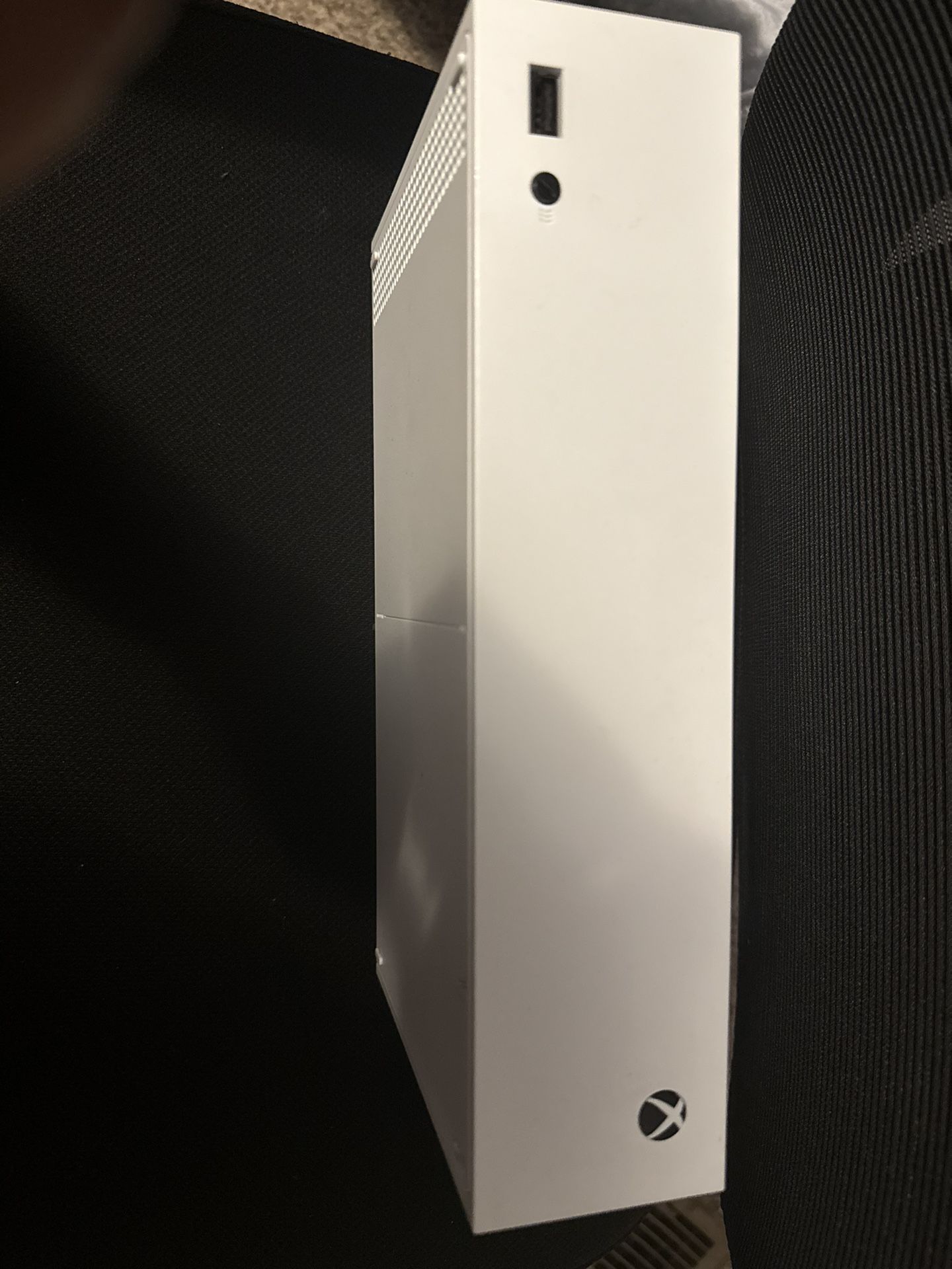Xbox Series S, White (included 3rd Party SSD Card)