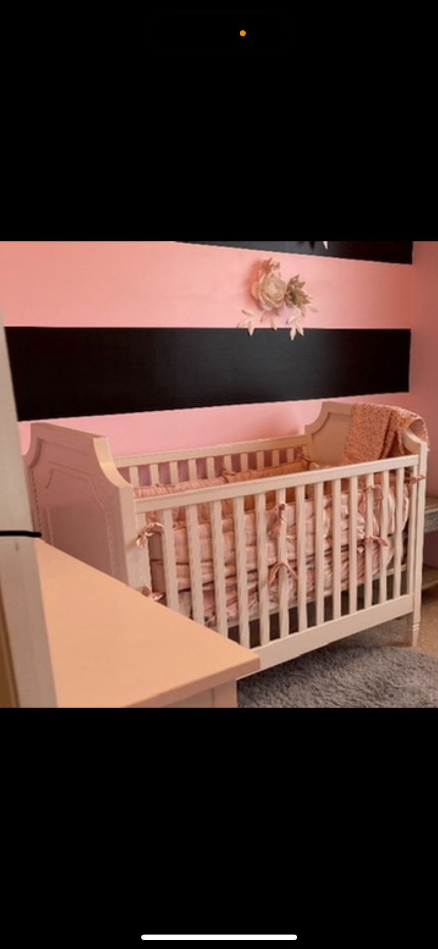 Pottery barn Ava crib
