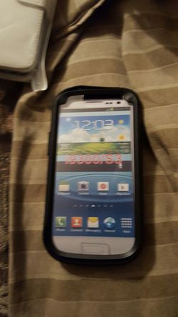 Samsung Galaxy S3 case with kick stand