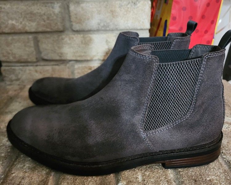 Clark's Chelsea Boots Size 12 Men's
