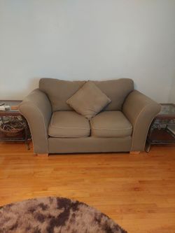 Free love seat cauch
