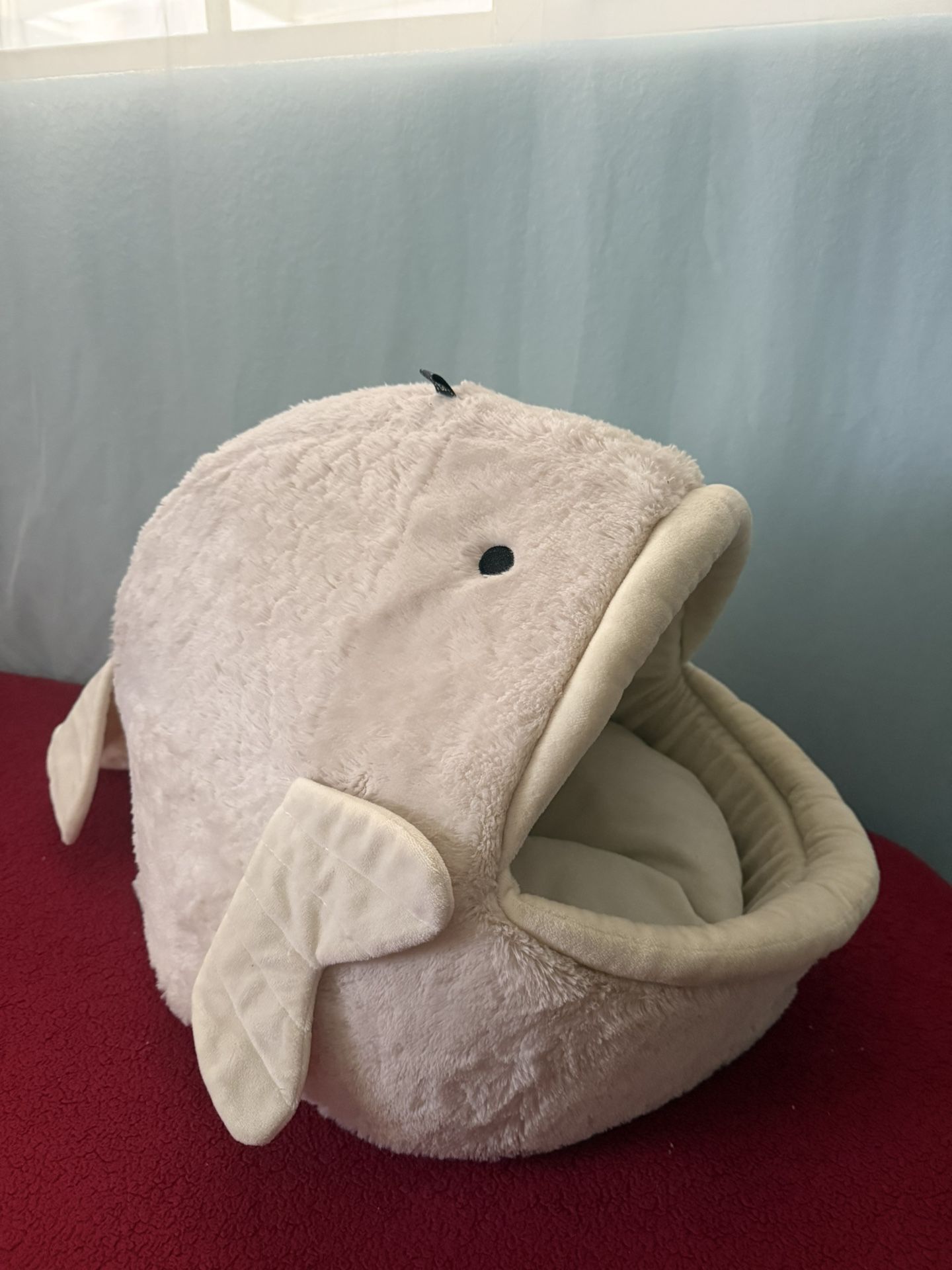 Nandog Fish Cat Bed