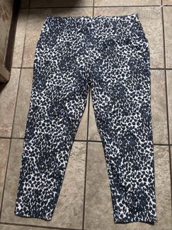 Blue Leopard Print Capri Jeggings