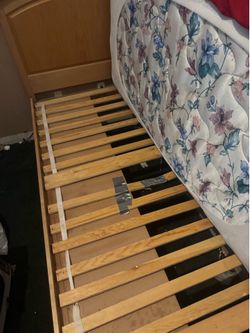 Bed w/frame