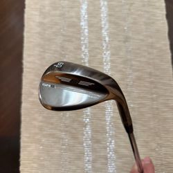 Golf club