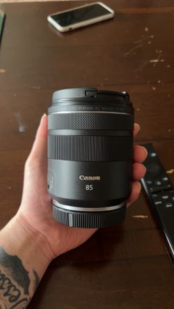 Canon Rf85mm F2 Is STM