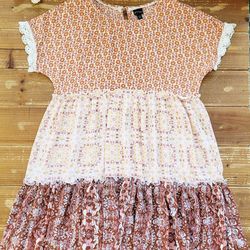 SIZE 10 GIRLS TRI-COLOR PRINTED COTTON TIERED DRESS