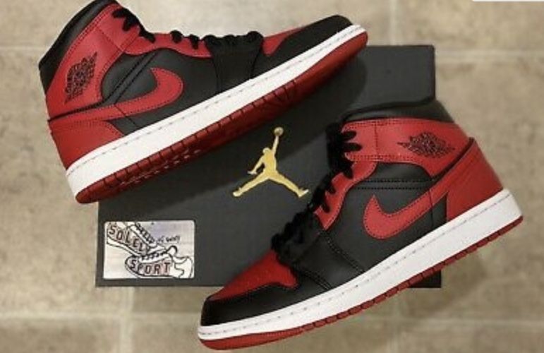 Jordan 1 “Banned”