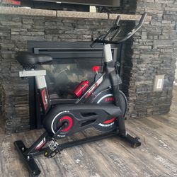Exercise Spinning Bikes - Like New - Indoor - Excellent Condition 