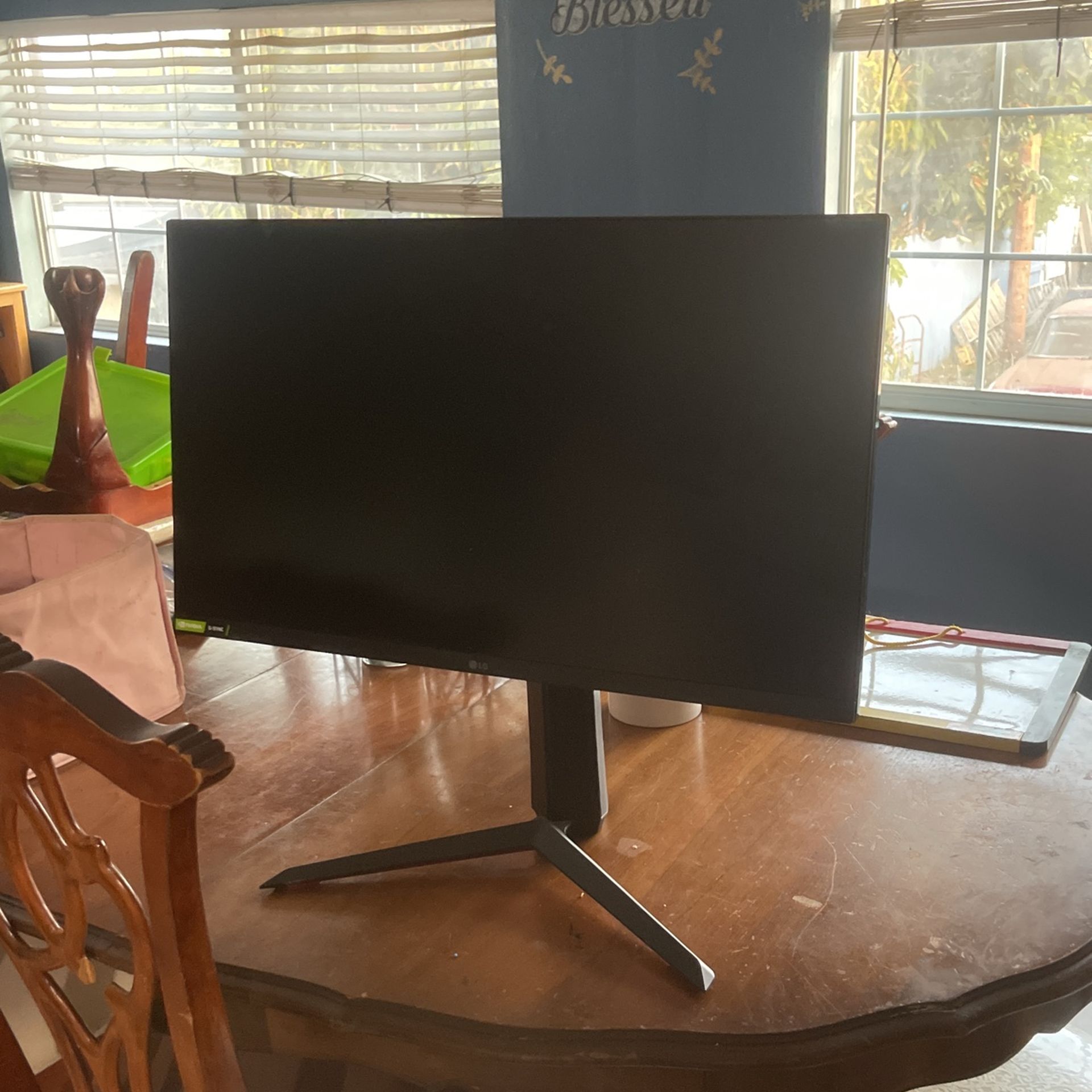 LG 27” QHD Gaming Monitor - 144Hz 1ms (27GN83B-B)