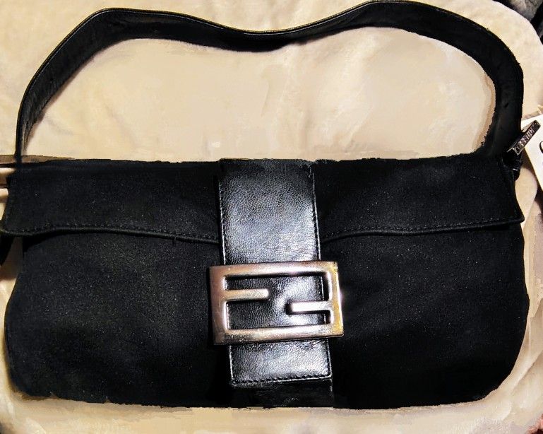 Fendi Baguette