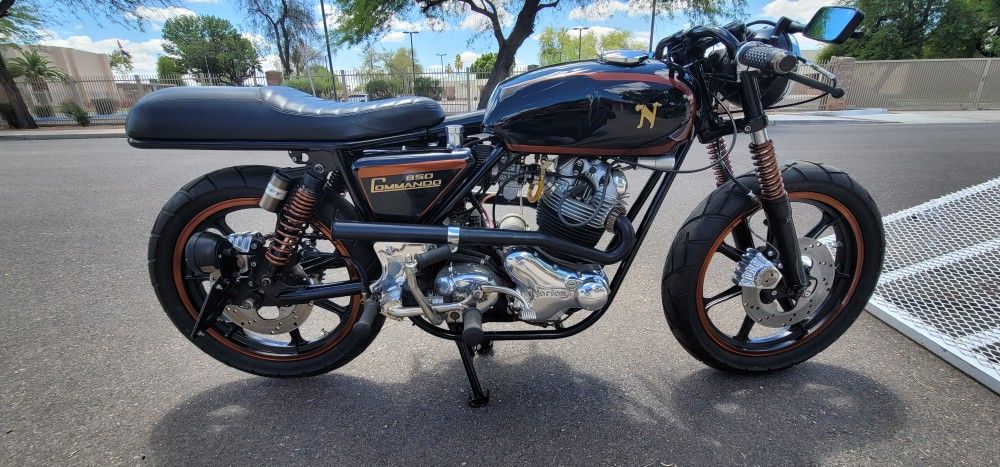 1975 Norton Commando 850