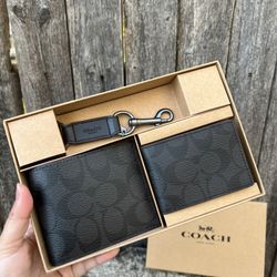 Coach Boxed 3 In 1 Wallet For Men 