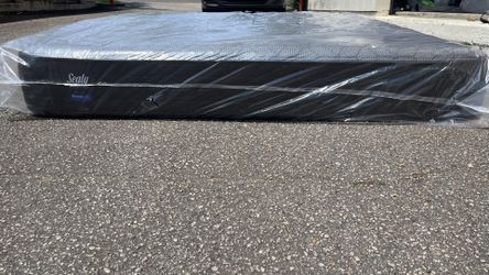 Sealy King Size Mattress 