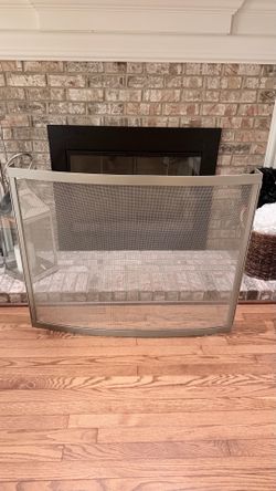 Fireplace screen