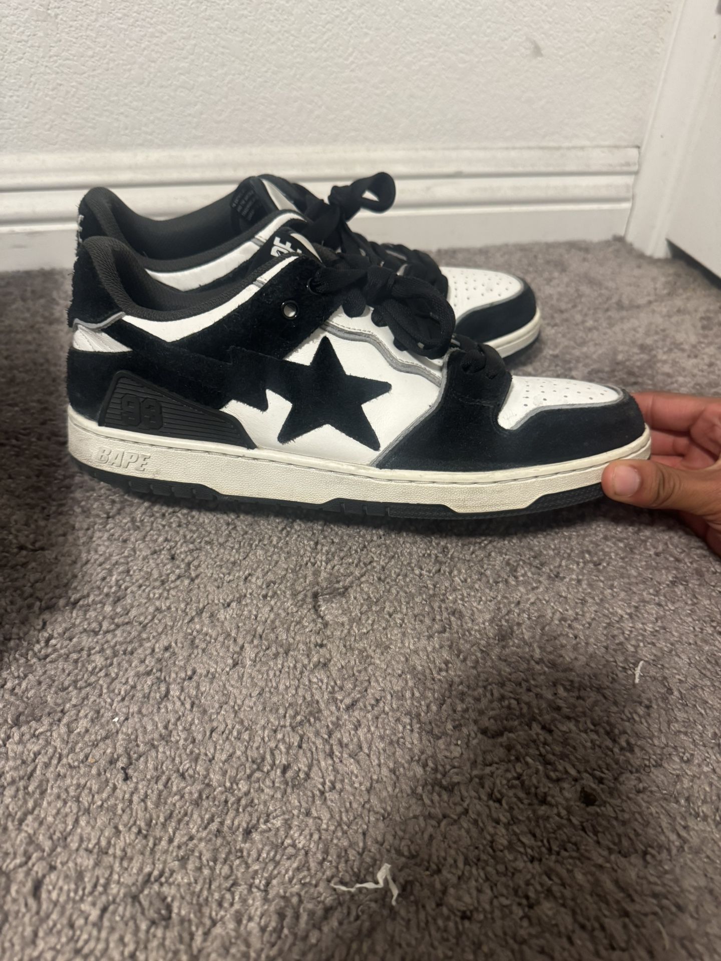 Bapestas, Black And White Size 9.5